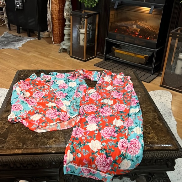 Sofia Intimates Pajamas large - Picture 1 of 2